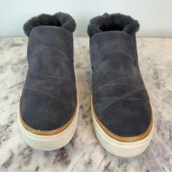 EUC TOMS Paxton Slip on Sneaker - Picture 4 of 5